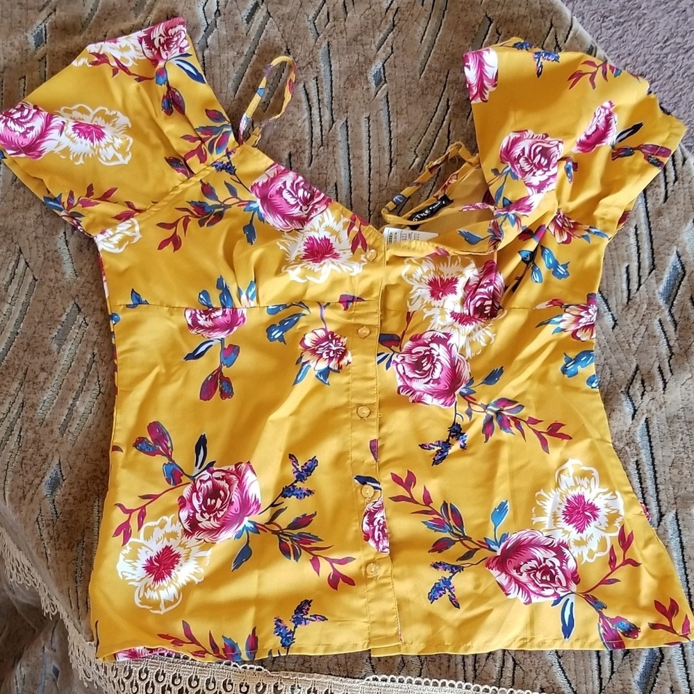Floral Mustard off shoulder rose top.